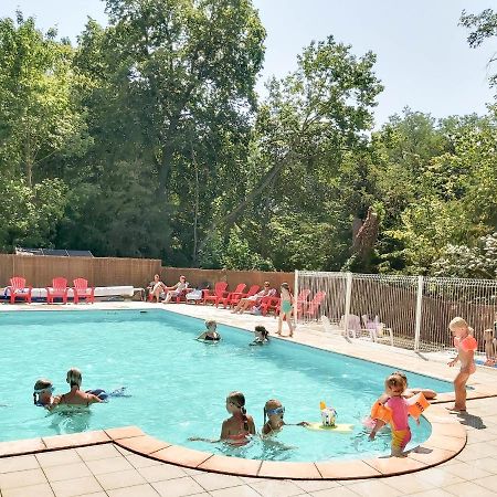 Domaine Des Lilas Saint-Germain-Lembron Экстерьер фото