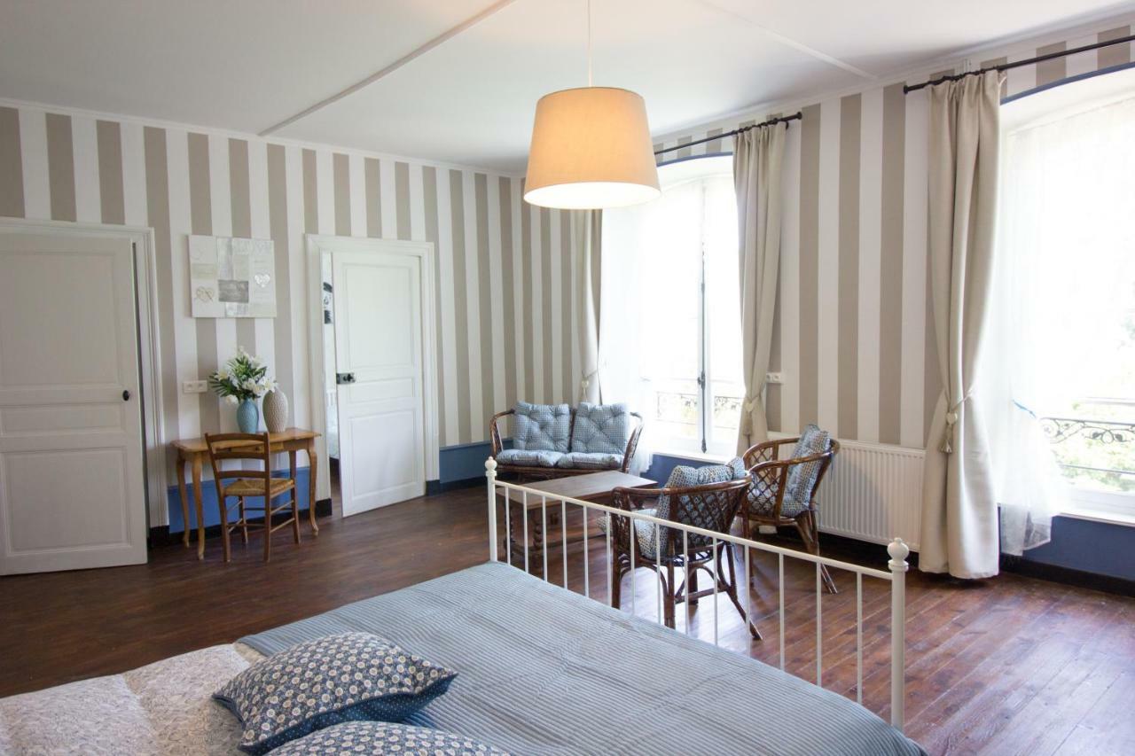 Domaine Des Lilas Saint-Germain-Lembron Экстерьер фото